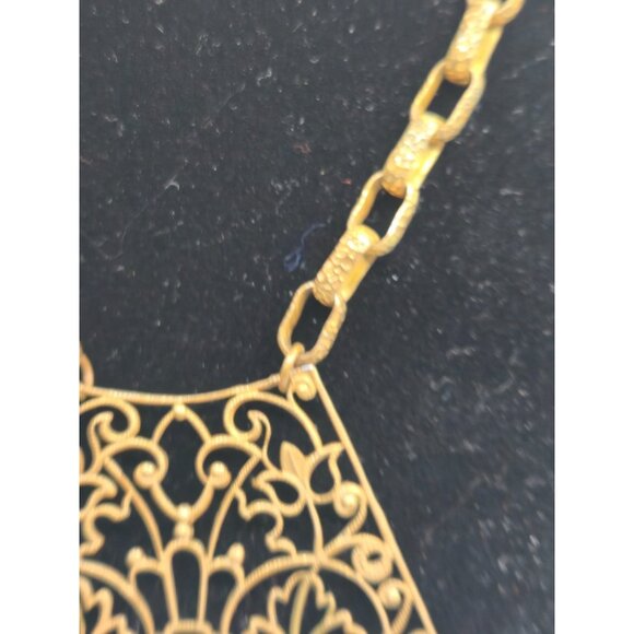 Vintage Miriam Haskell Filigree Bib Necklace Gold Tone Art Deco Revival Signed - Picture 5 of 5